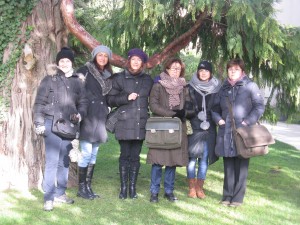 Progetto Europeo Comenius-La delegazione italiana nel giardino "Tassart" di Cahors (Francia)